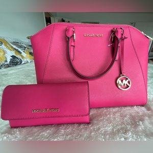 Michael Kors Handbag and Wallet